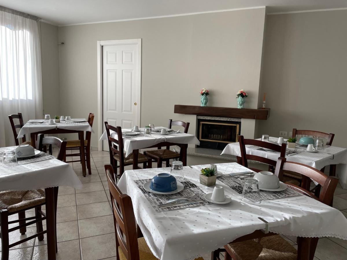 Casa Azzurra Camere Serravalle Sesia Exteriér fotografie